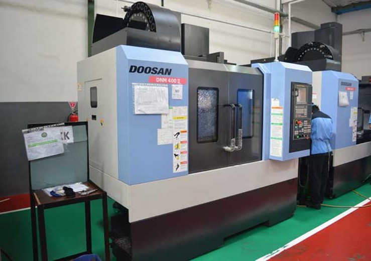 1 unit CNC milling Doosan DNM 400-II (800x435x510)